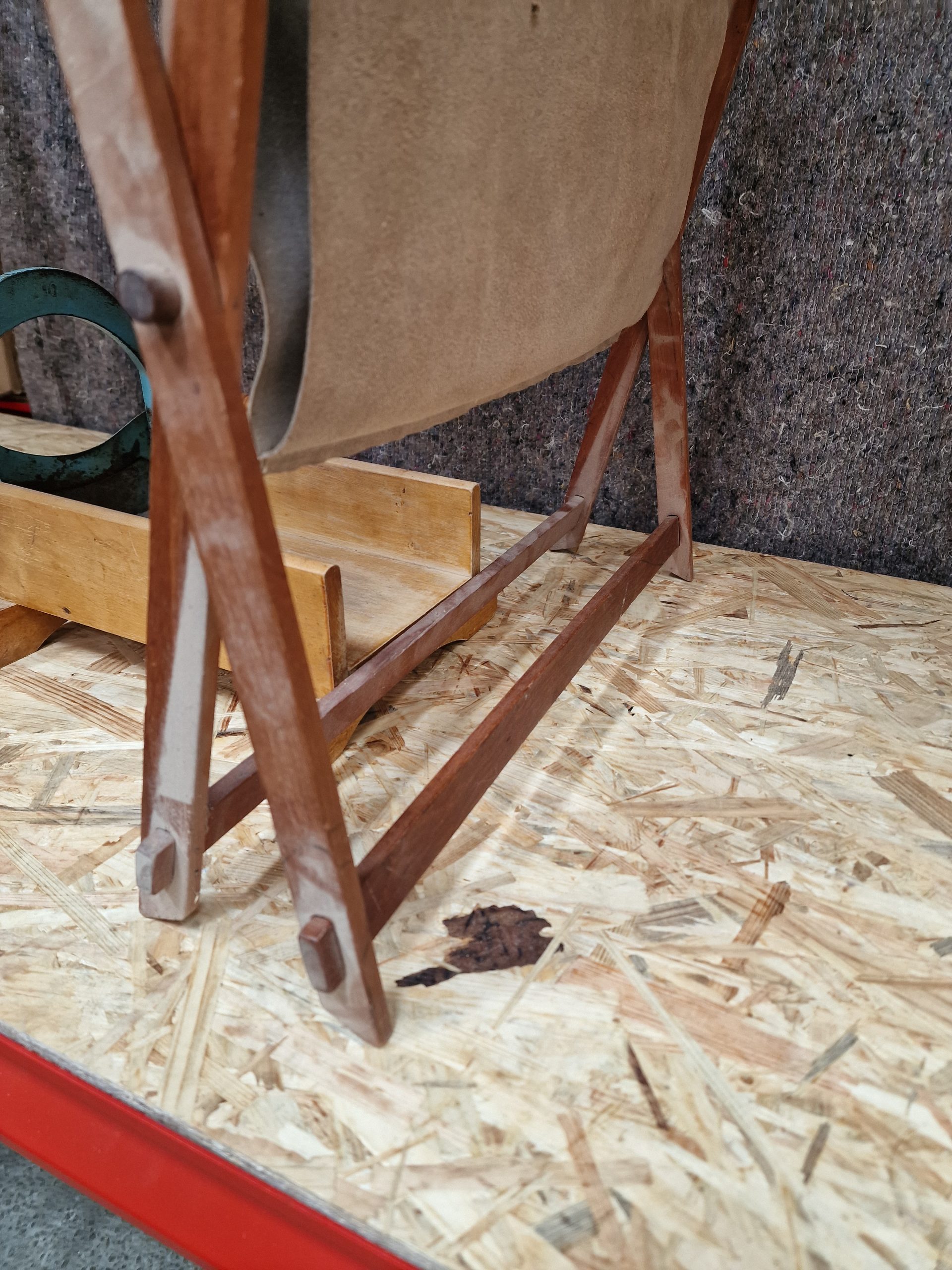 Magasinholder, teak