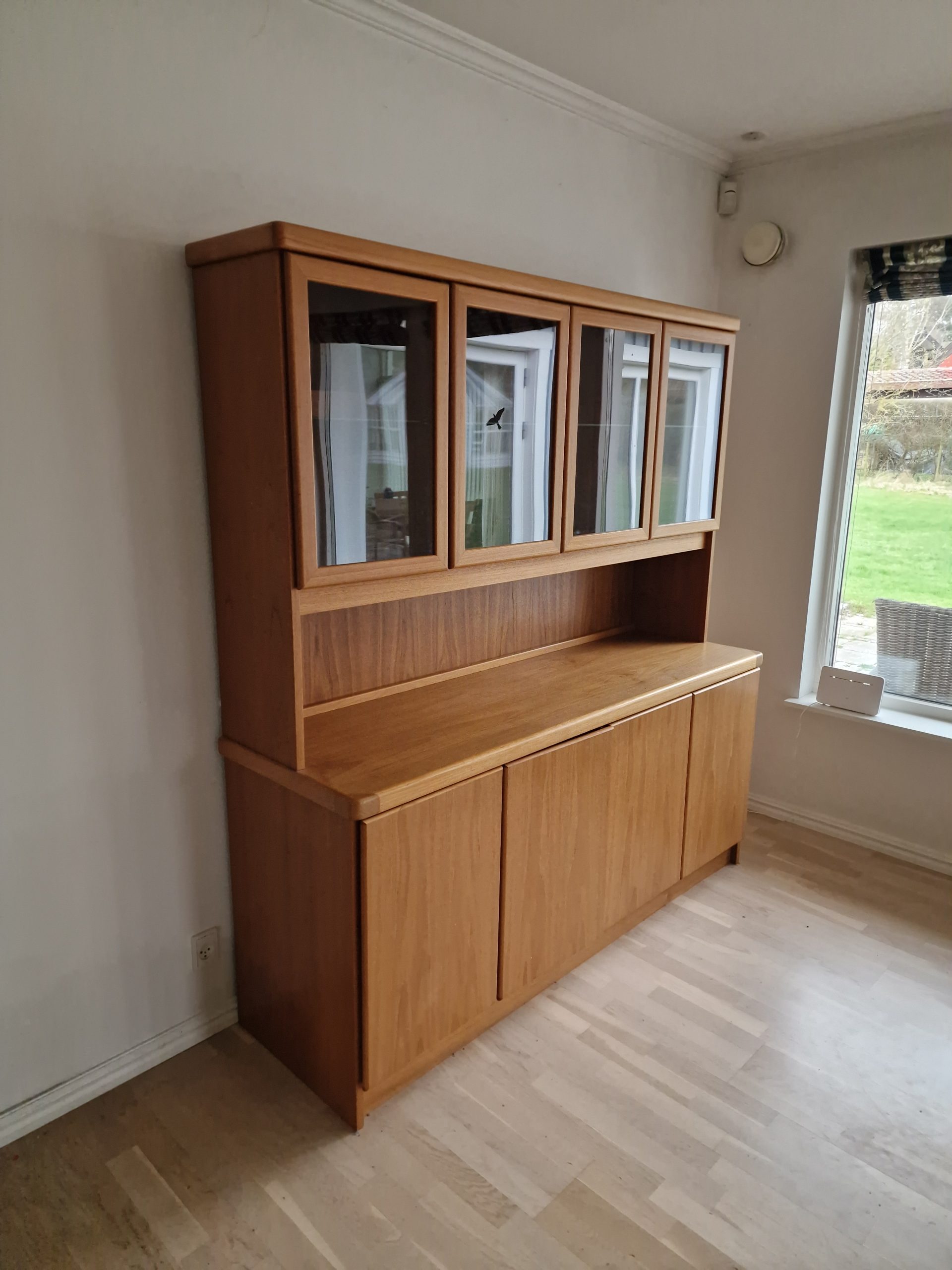 Skænk med glasvitrine, teak, Christian Linneberg