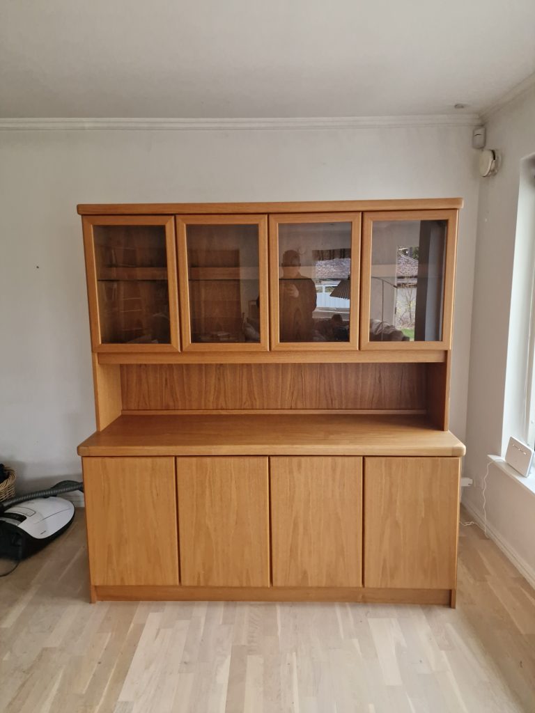 Skænk med glasvitrine, teak, Christian Linneberg