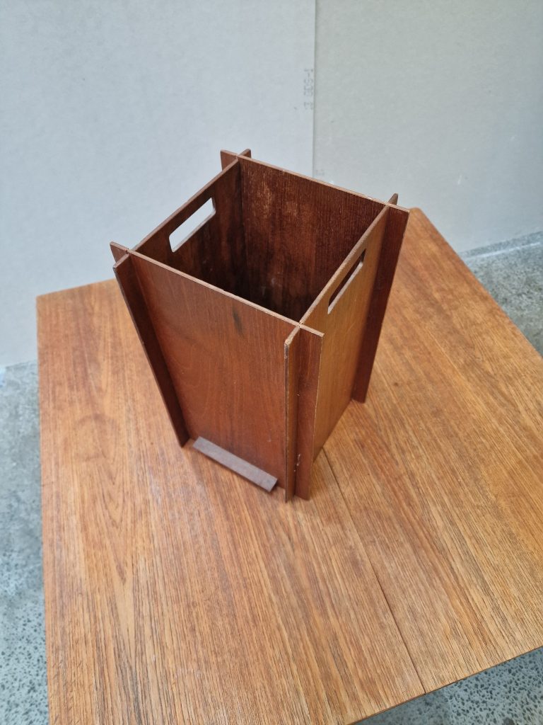 Papirkurv, paraplystativ, teak