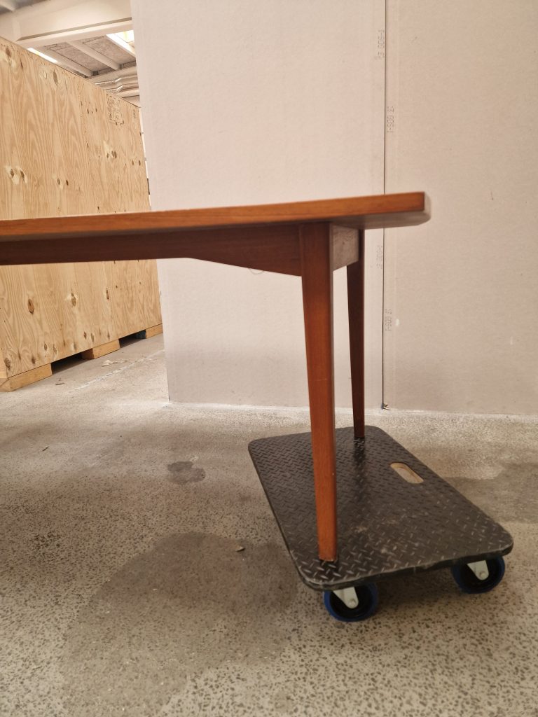 Stort spisebord/konferencebord i teak — billede 4