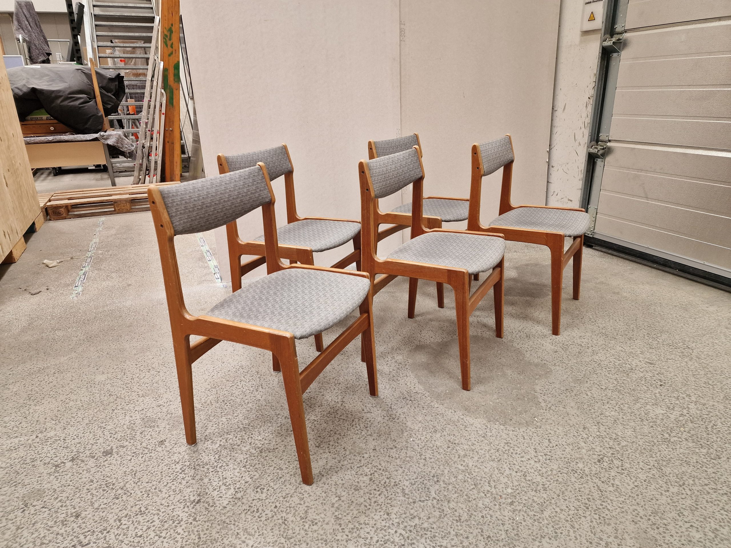 Fem stk spisestole Erik Buch