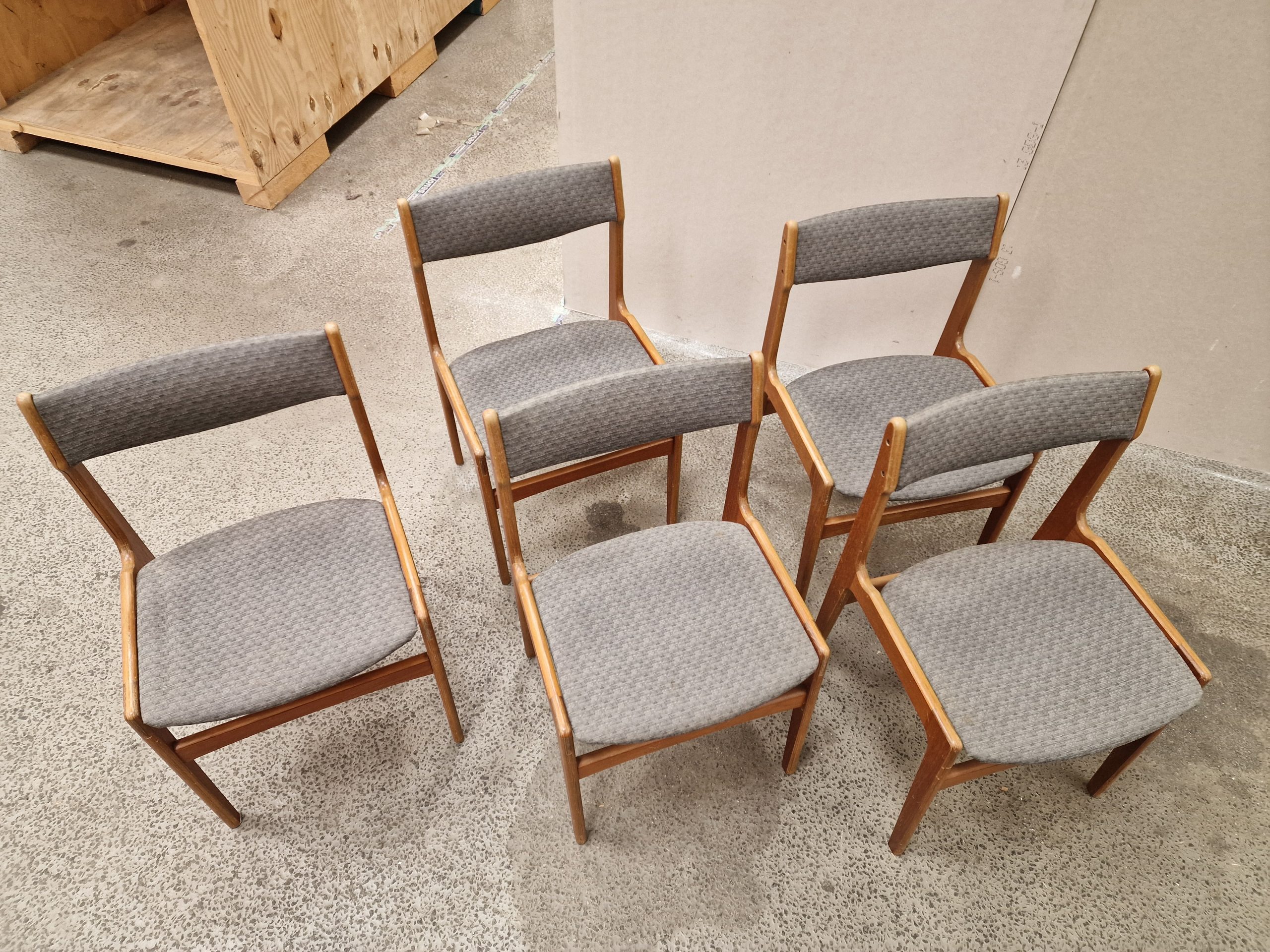 Fem stk spisestole Erik Buch
