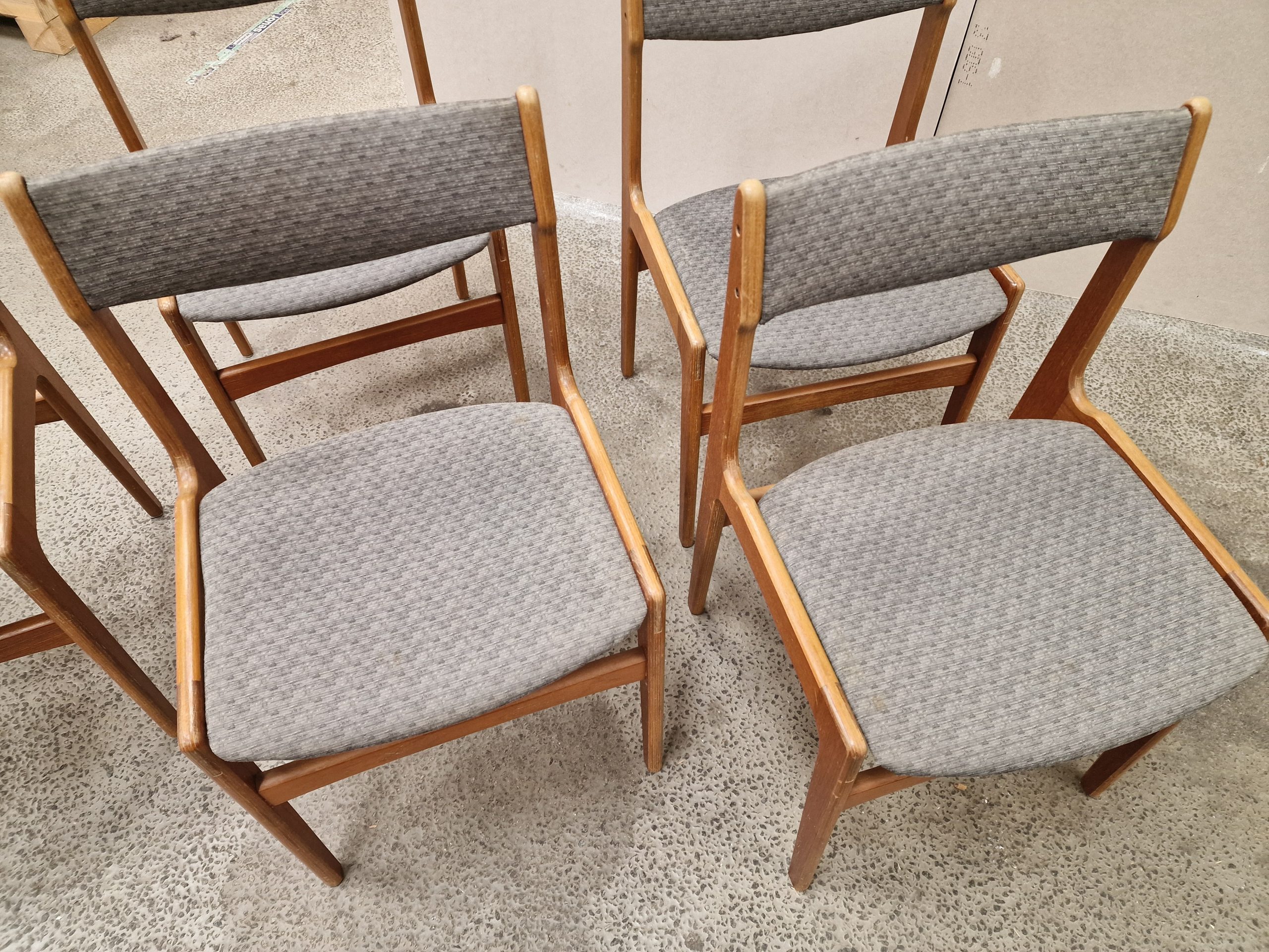 Fem stk spisestole Erik Buch