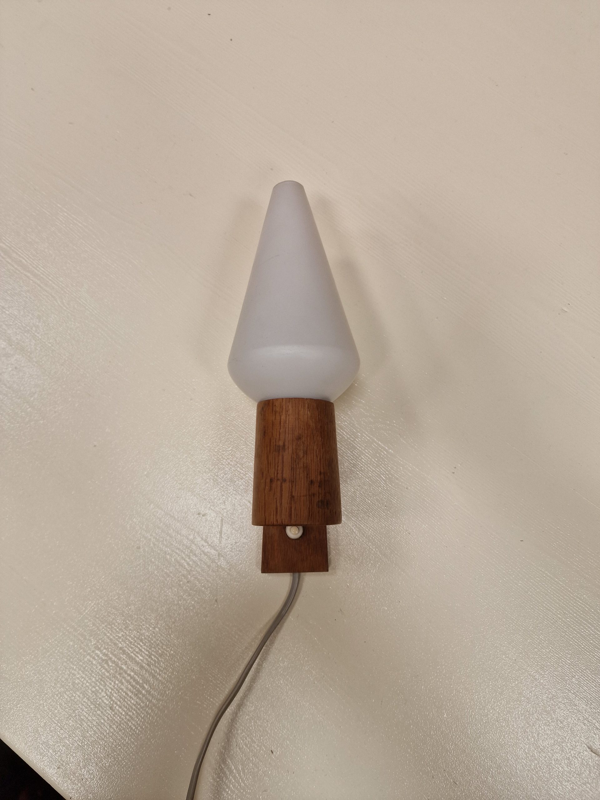 Væglampe, teak