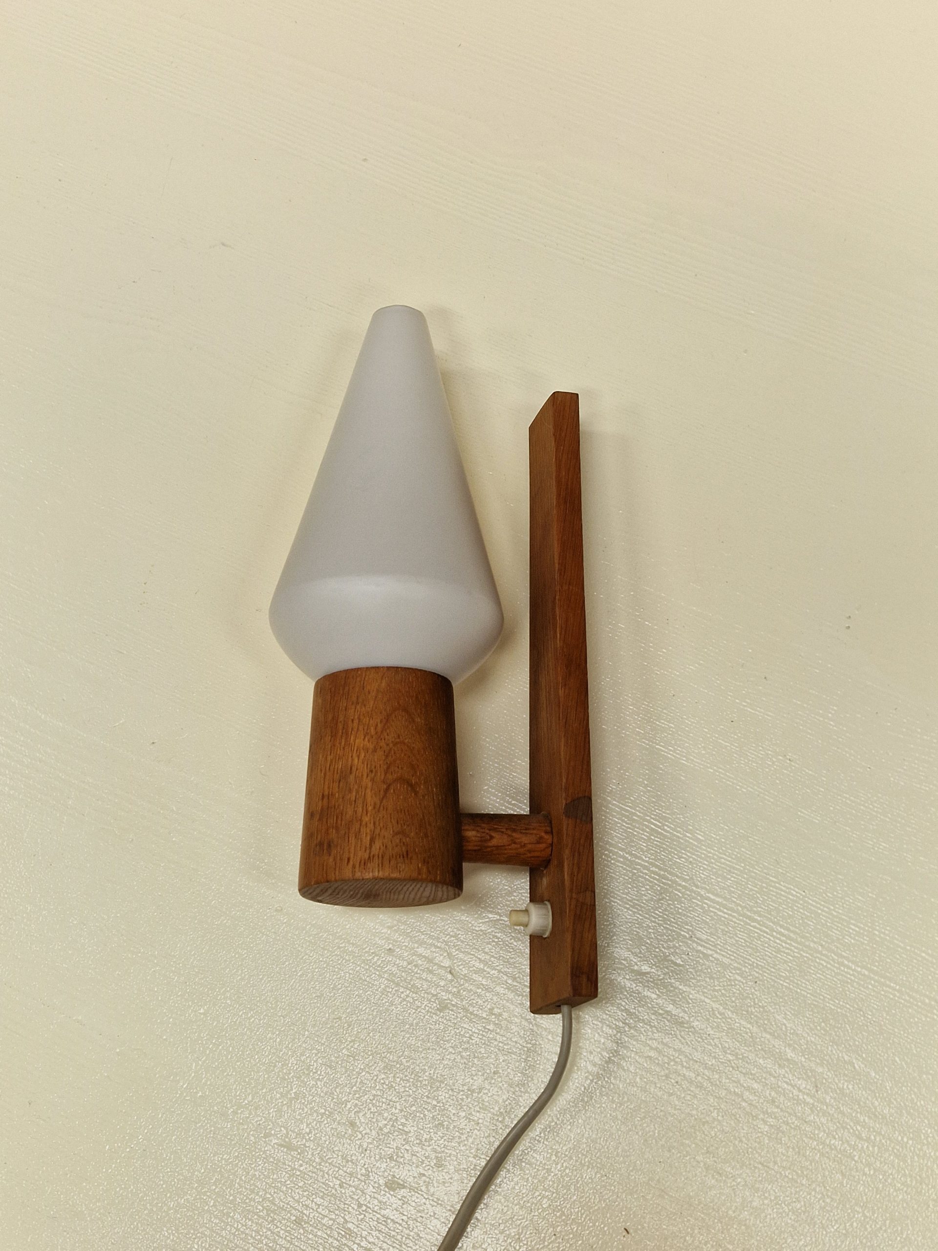 Væglampe, teak