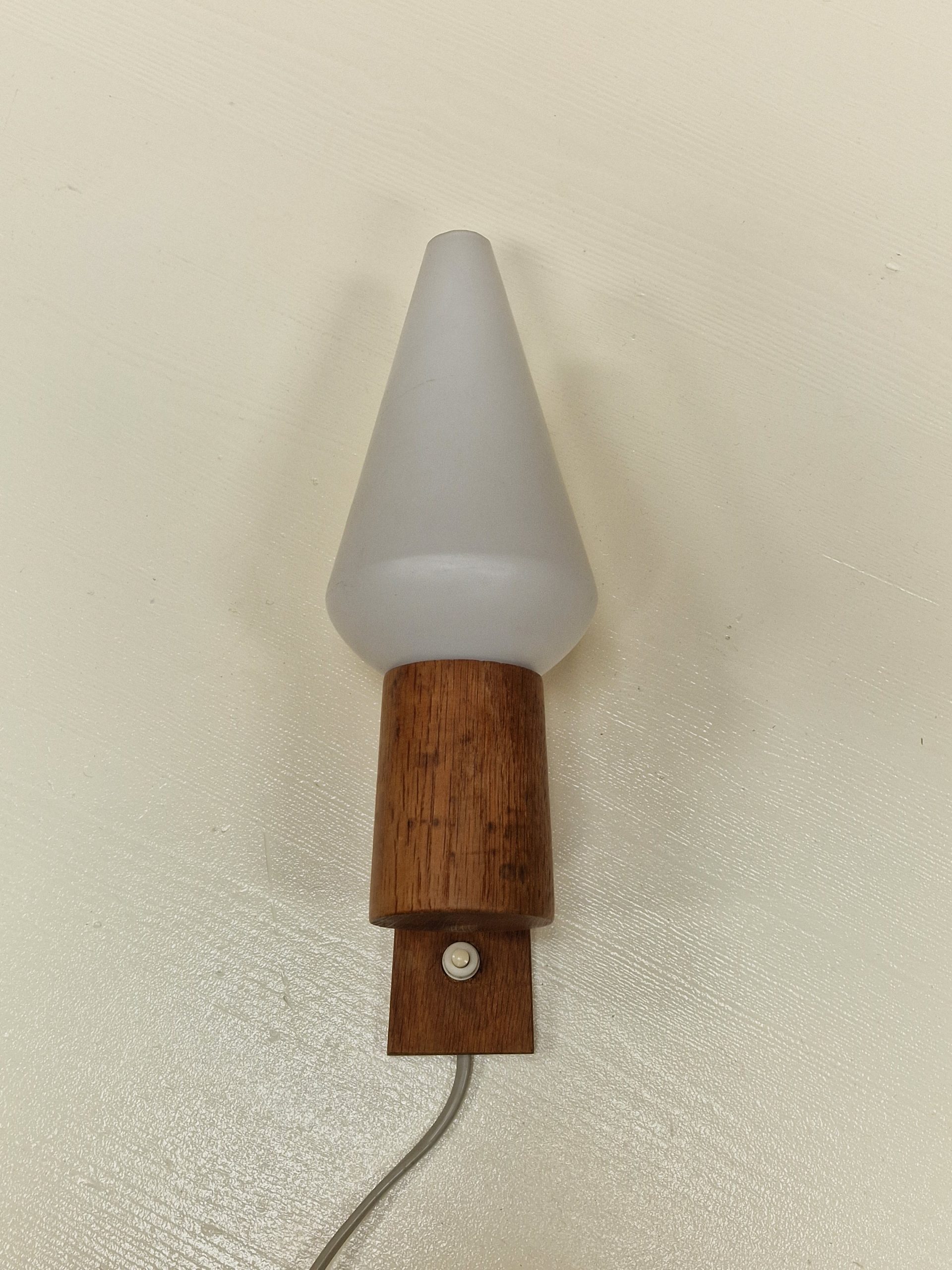 Væglampe, teak