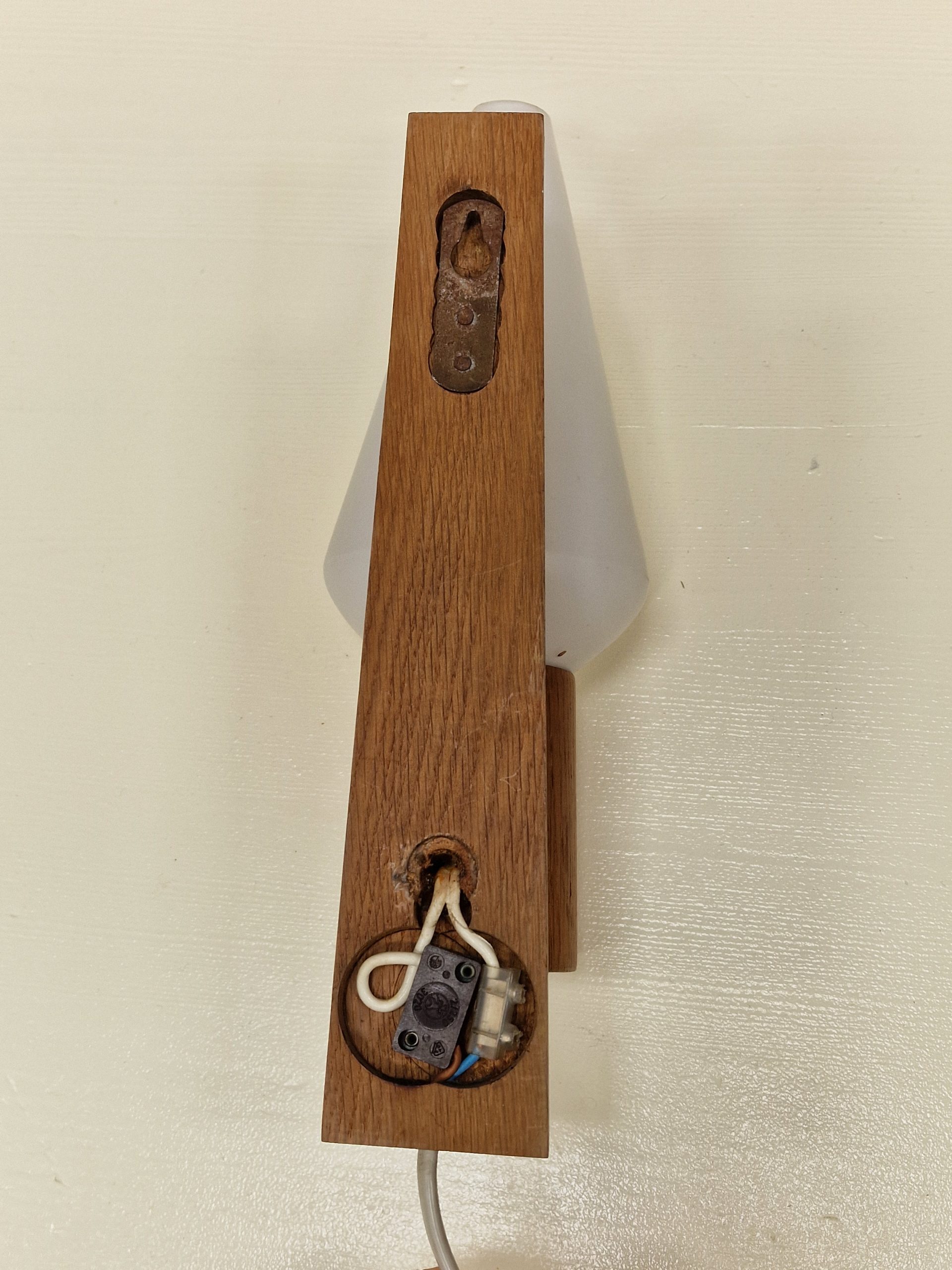 Væglampe, teak