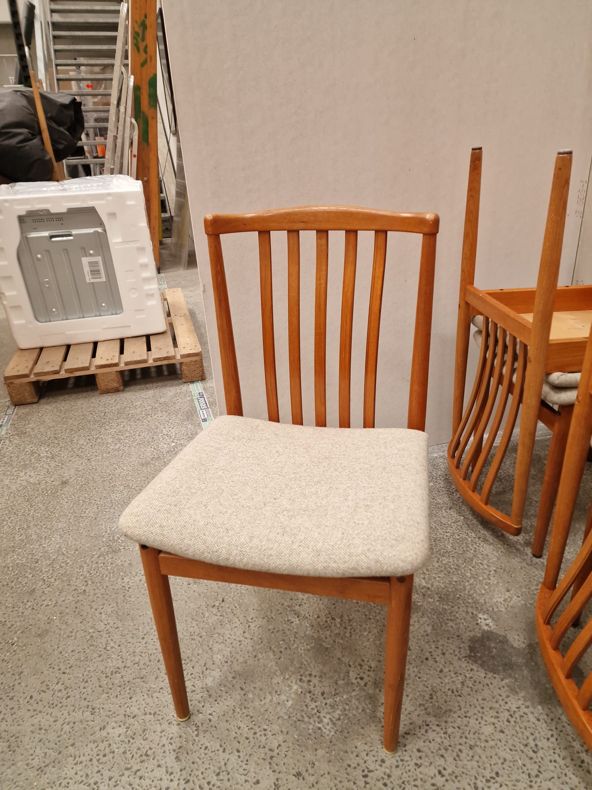 Vamdrup Spisestole i teak, 11 stk — billede 3