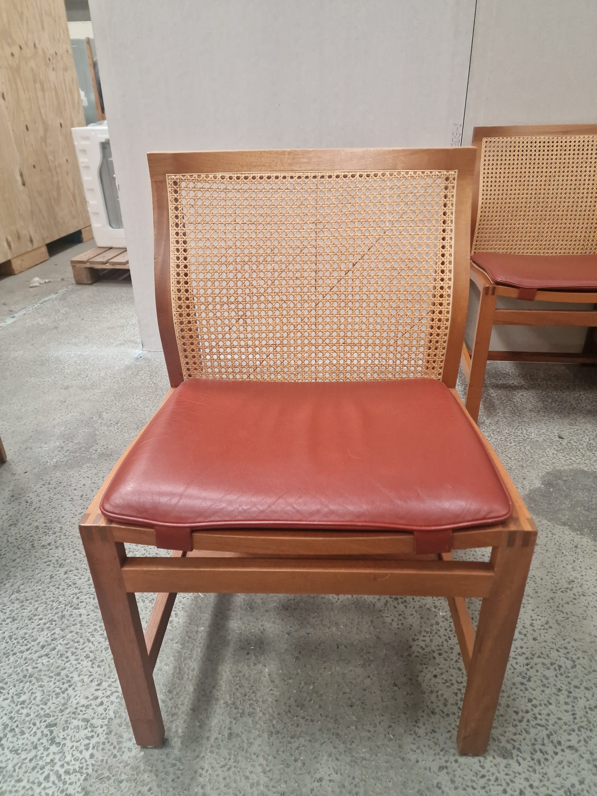 Rud Thygesen, Botium Seks stk Kongestole, Rud Thygesen, Botium — billede 11