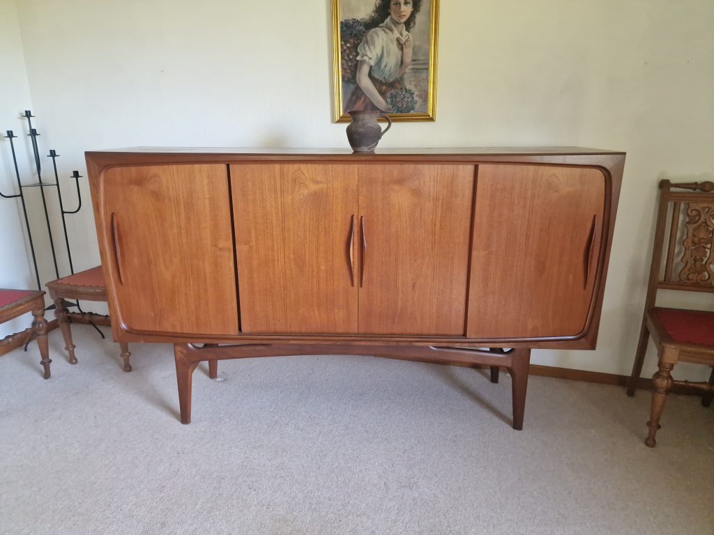Ærtholm Dækketøjsskab, teak, Ærtholm