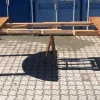 Rundt spisebord i finéret egetræ, Henry Kjærnulf