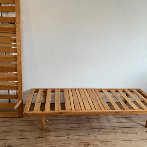 2 daybeds i fyrretræ