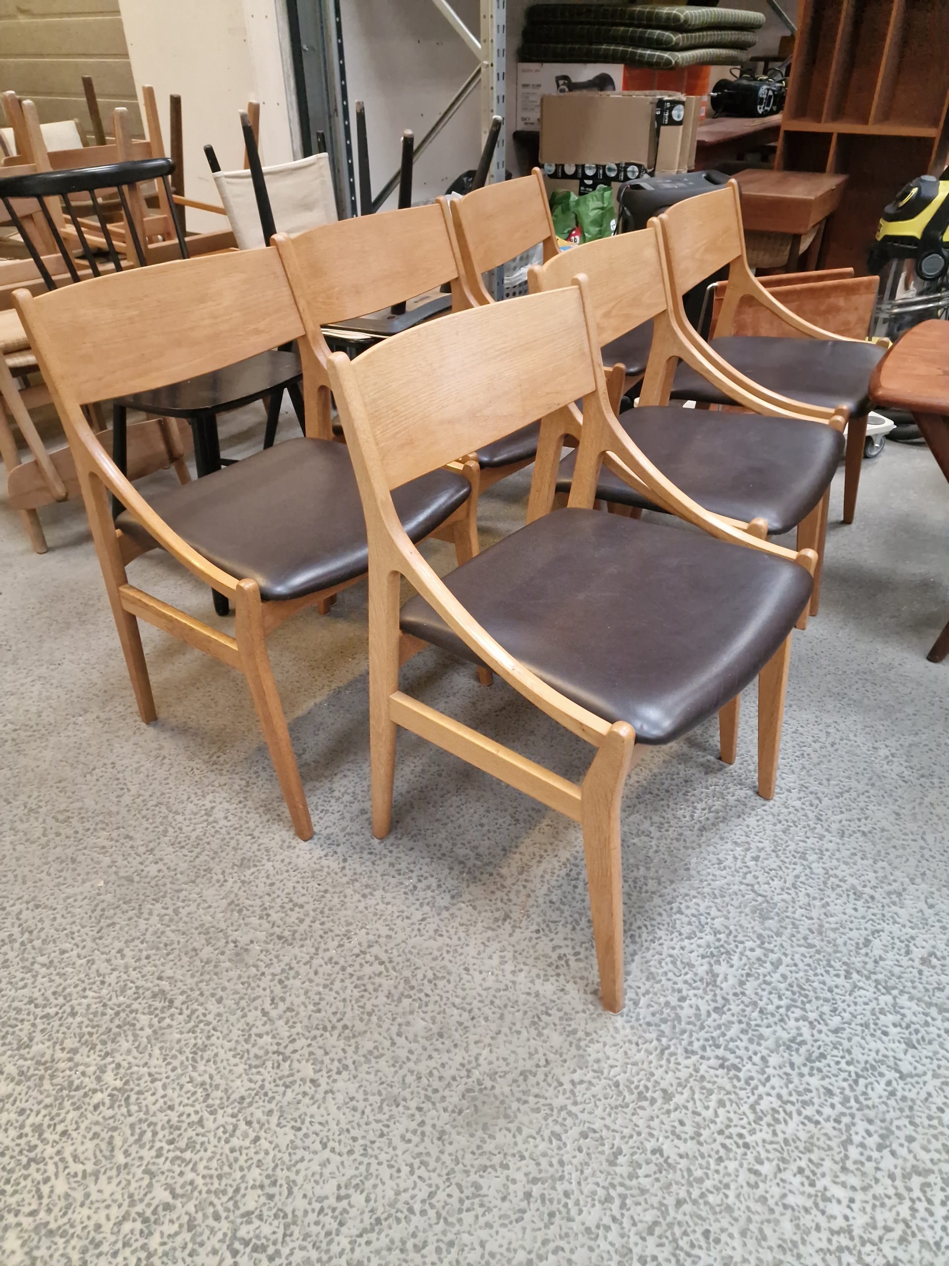 Seks spisestole i egetræ, Vestervig Eriksen
