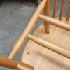 Fire spisestole med rund pinde-ryg