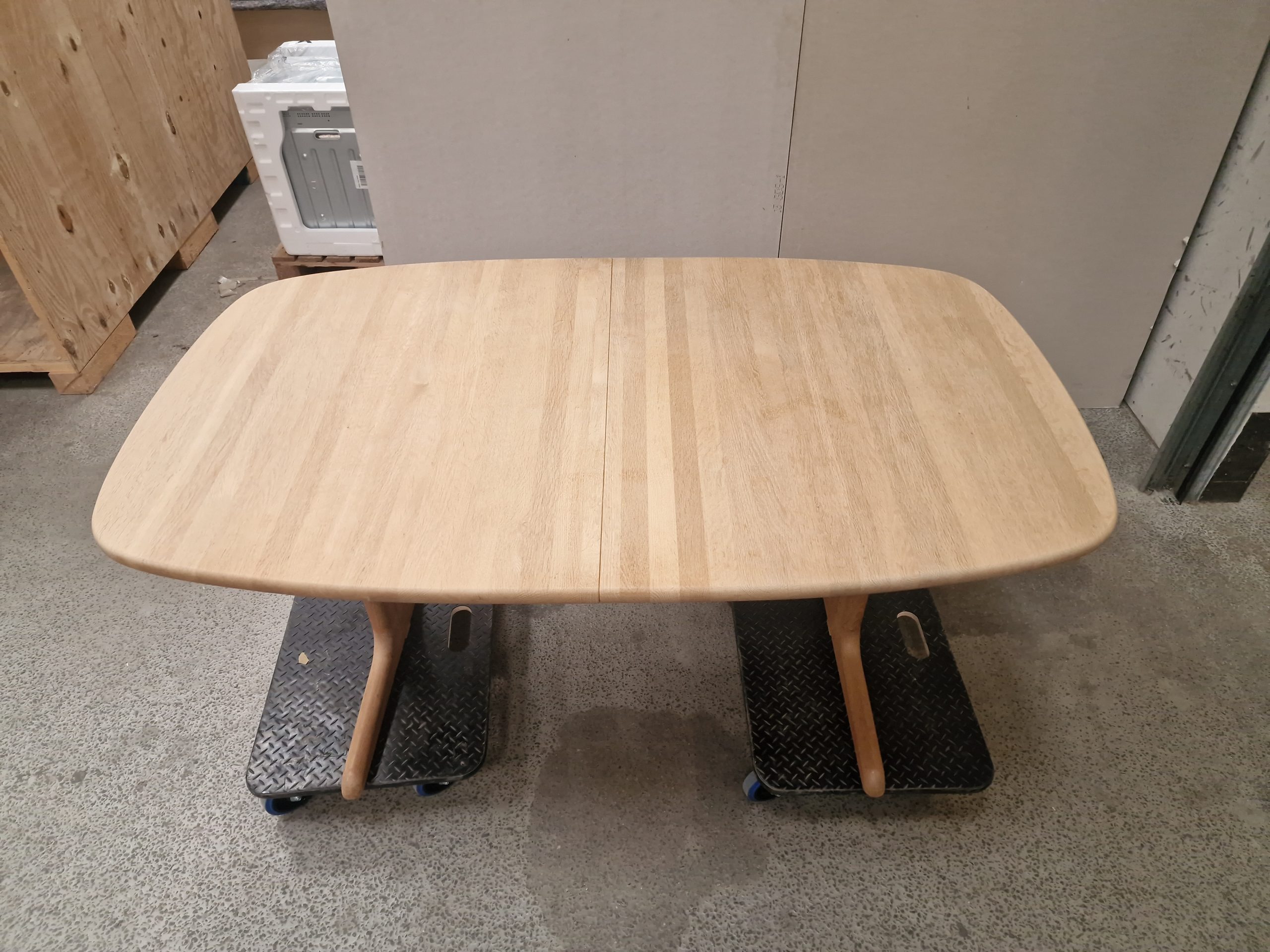 Ovalt Skovby SM74 spisebord med tillægsplader, massiv egetræ