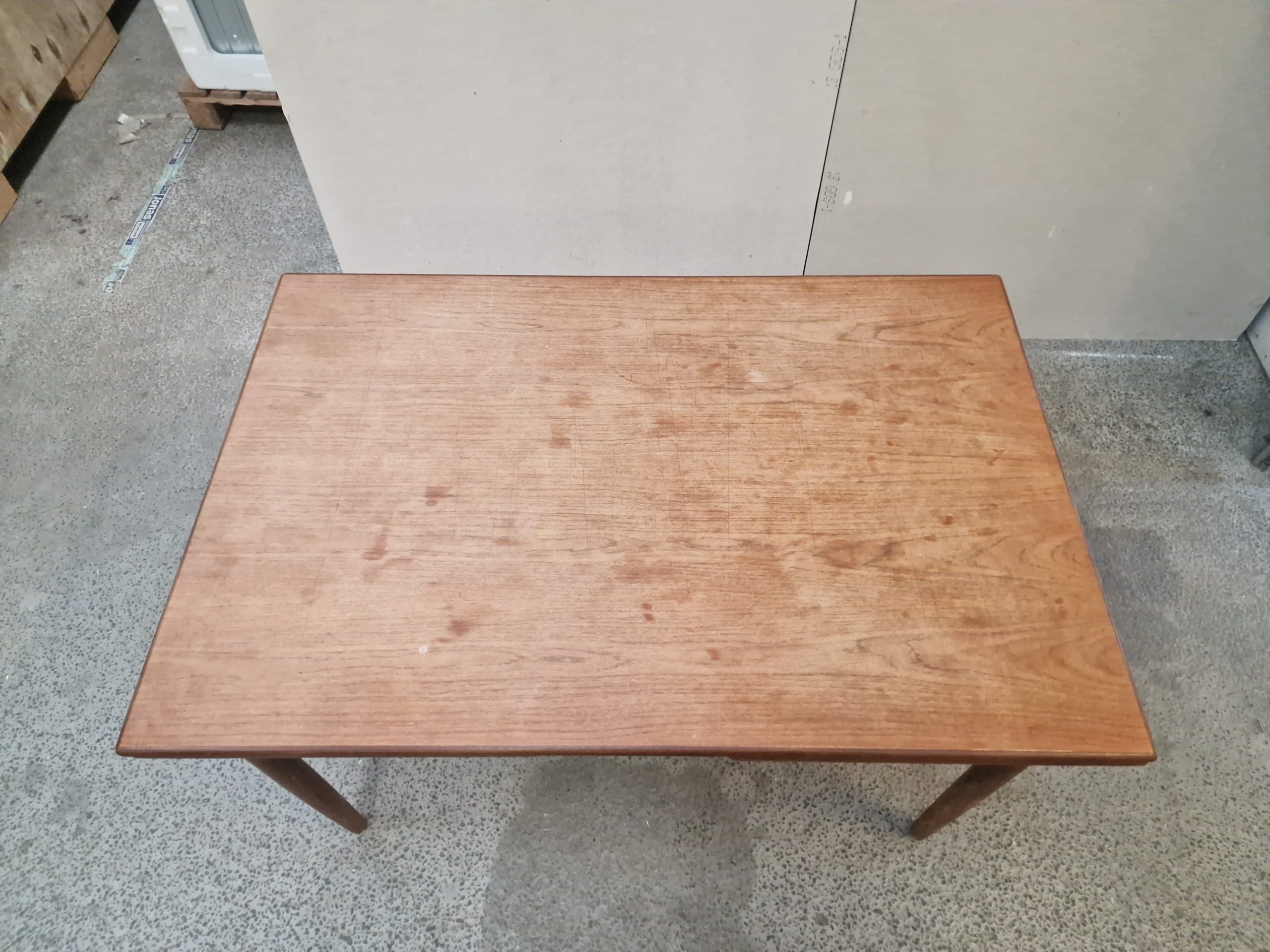 Spisebord i teak med hollandsk udtræk