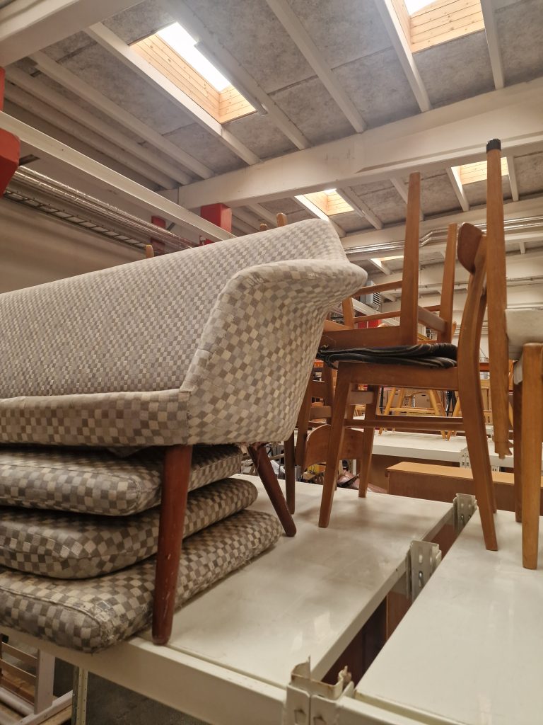 Fritz Hansen | FH Trepersoners sofa, ben af teak, Fritz Hansen — billede 15
