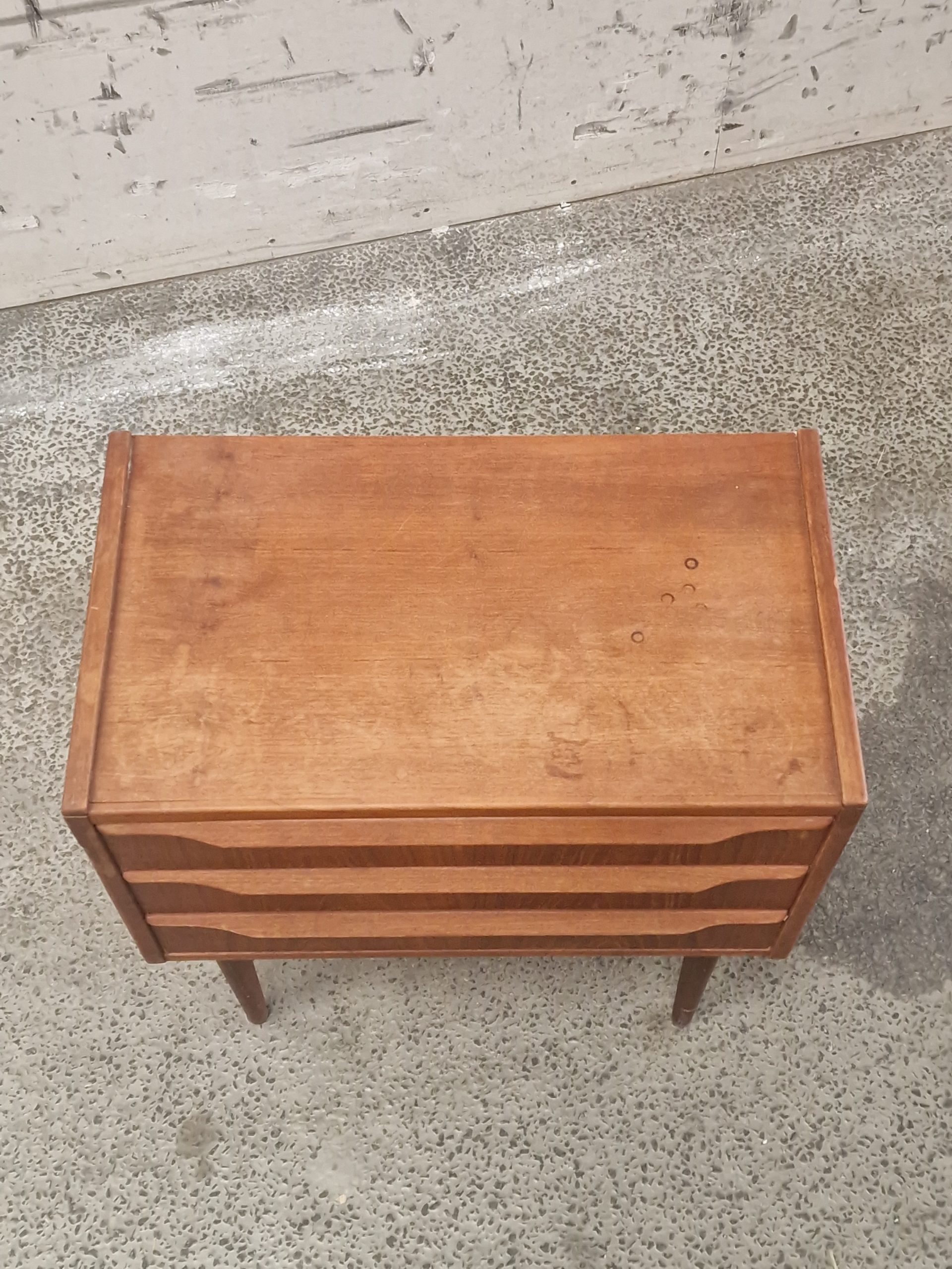 Teak kommode