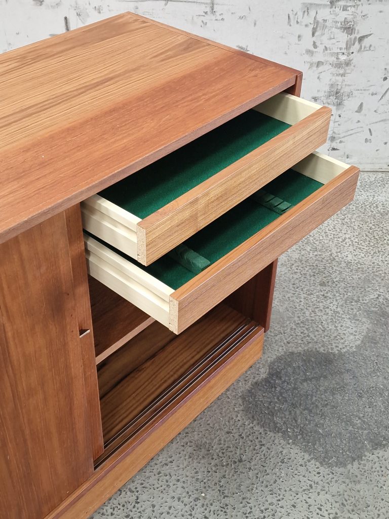 Skænk, teak
