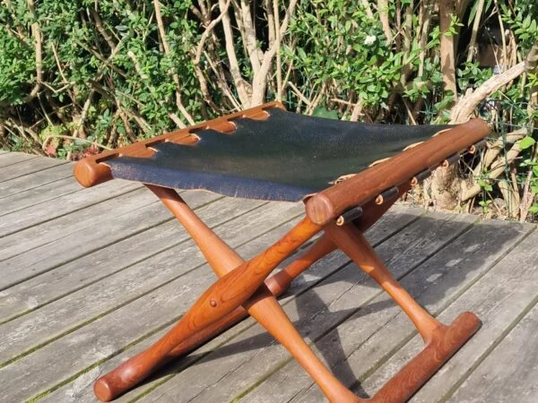 Skammel, massiv teak, Guldhøj