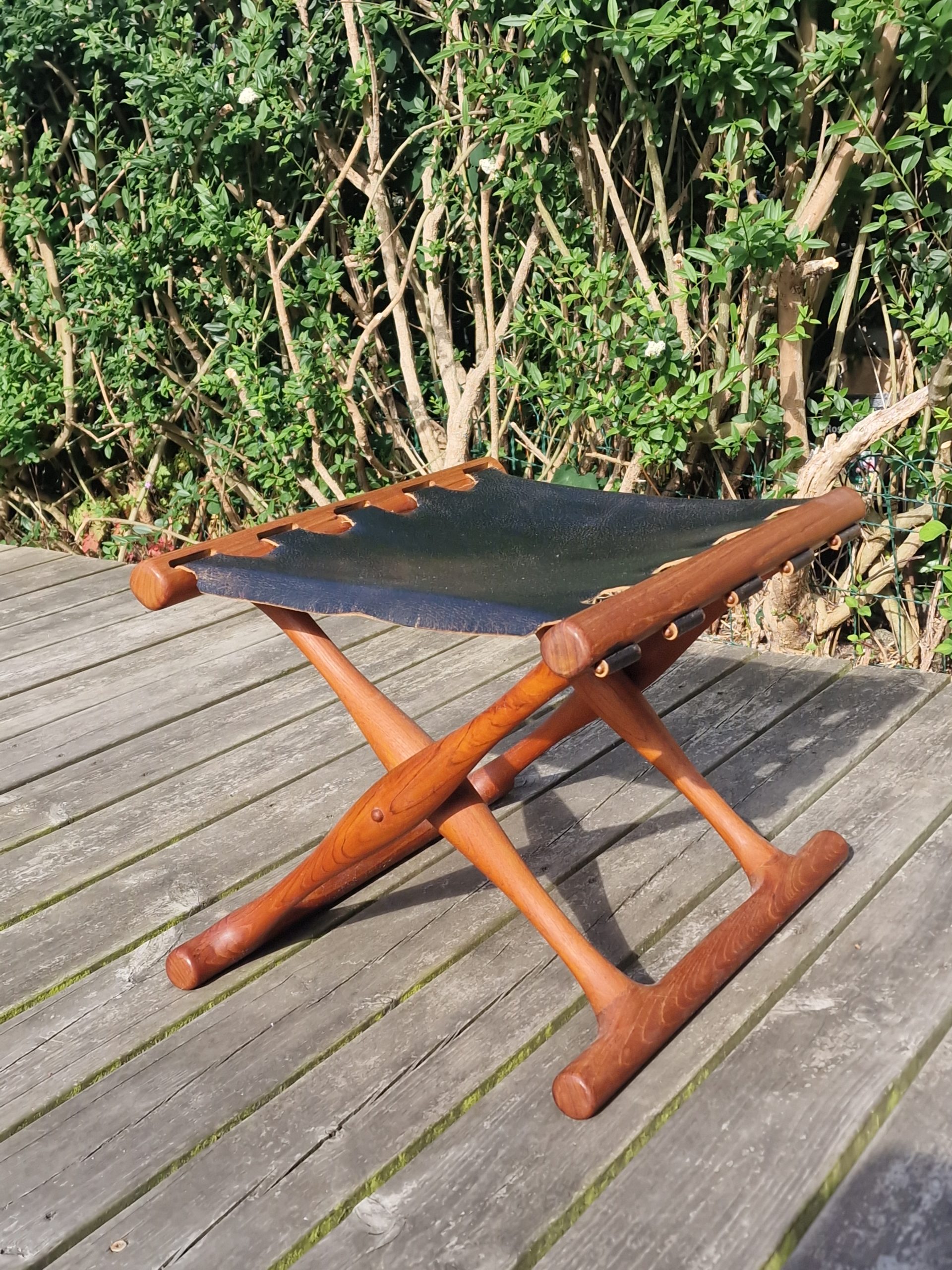 Skammel, massiv teak, Guldhøj