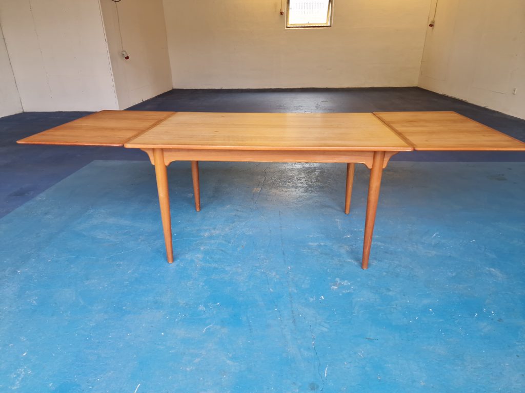 Omann Jr model 50 Spisebord i teak med hollandsk udtræk, Omann Jr model 50 — billede 3