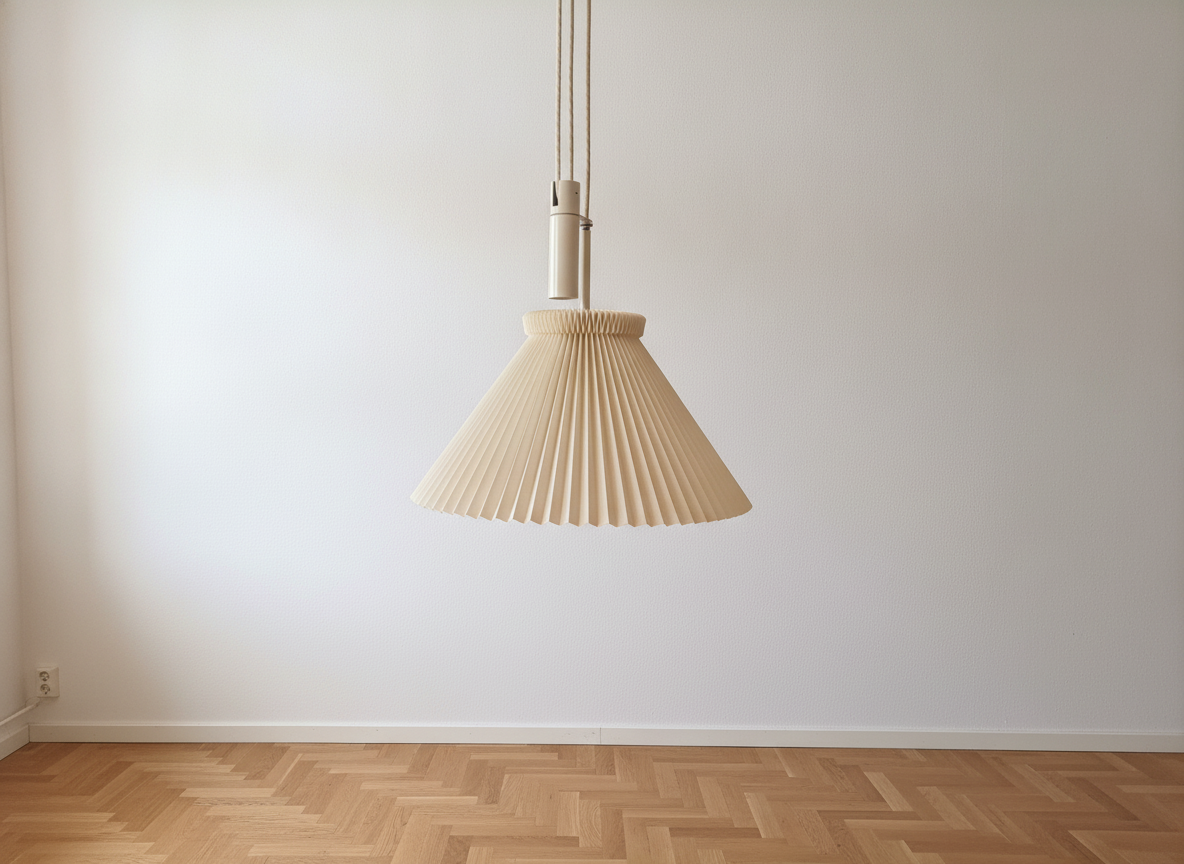 Sofabord, lampe