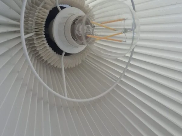 Le Klint Standerlampe i messing med le-klint skærm — billede 7