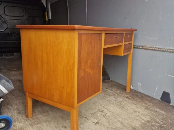 Skrivebord i teak og bøg — billede 6