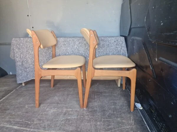 2 spisestole i massiv teaktræ af Erik buch model OD49