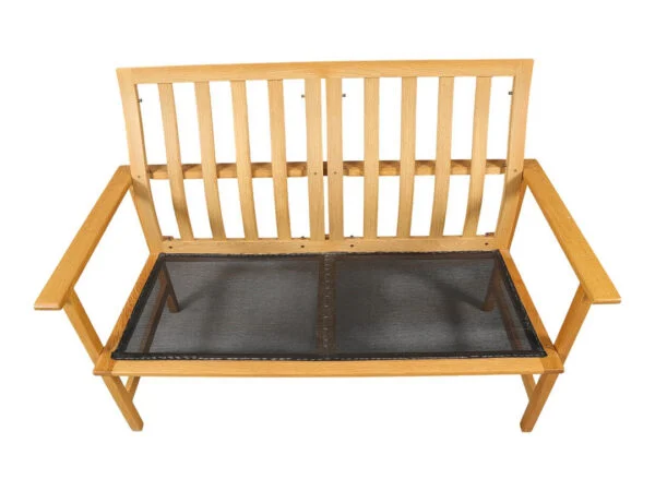 BØRGE MOGENSEN. Fredericia Stolefabrik. To-personers sofa af egetræ, model 2259.