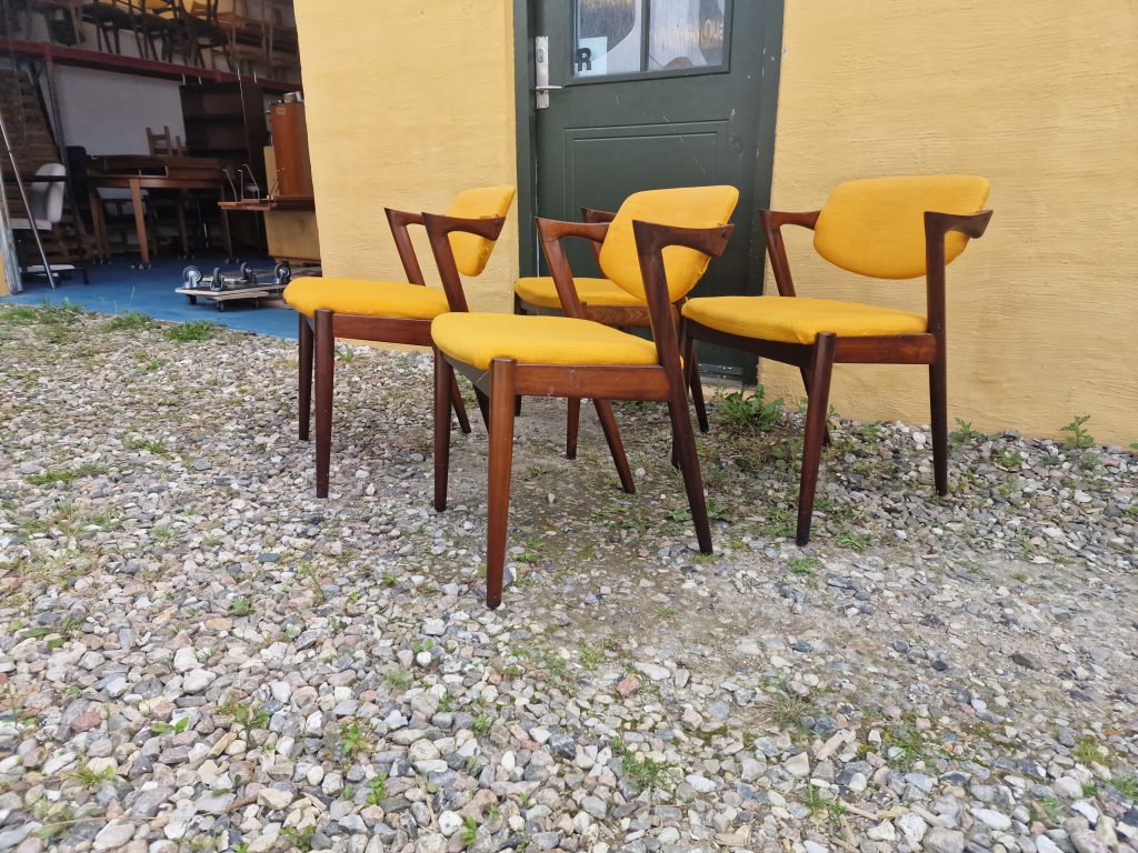 Kai Kristiansen, model 42 Fire spisestole i massiv palisander, model 42 af Kai Kristiansen — billede 4