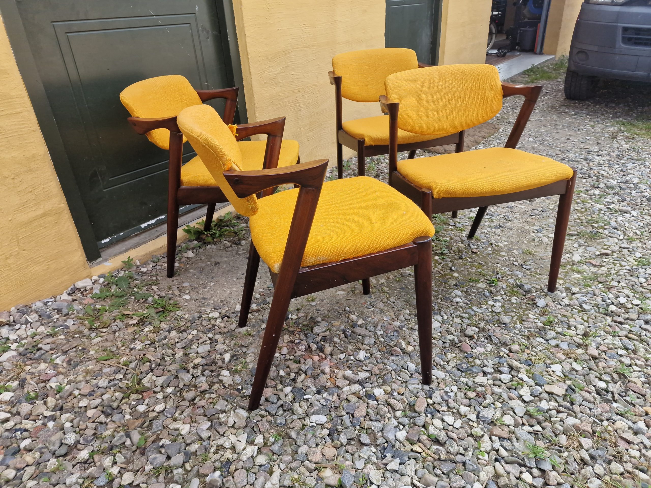 Fire spisestole i massiv palisander, model 42 af Kai Kristiansen
