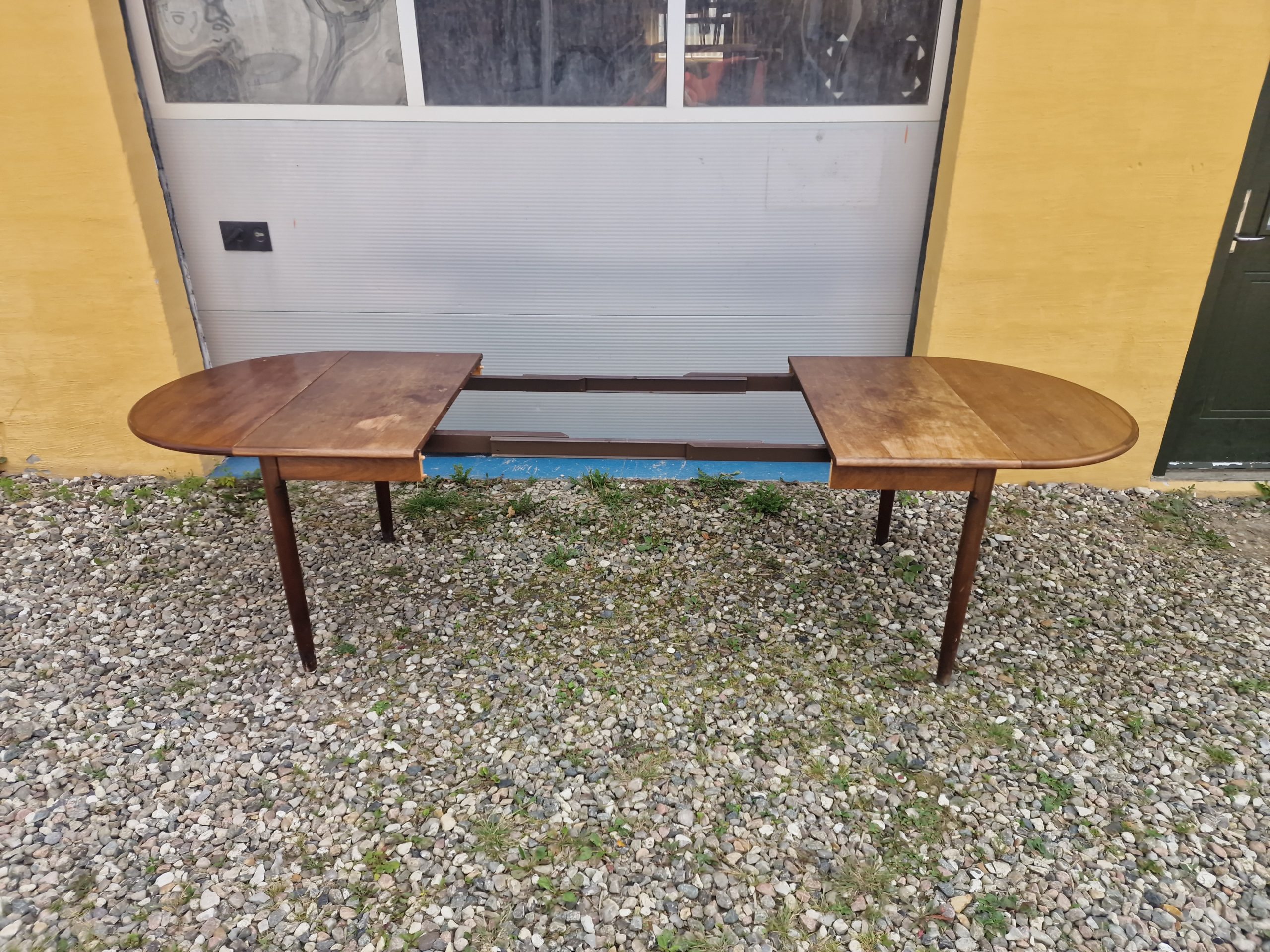 Spisebord med endebuer — billede 15