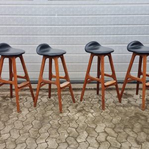4 stk barstole i massiv teak af Erik Buch model OD61