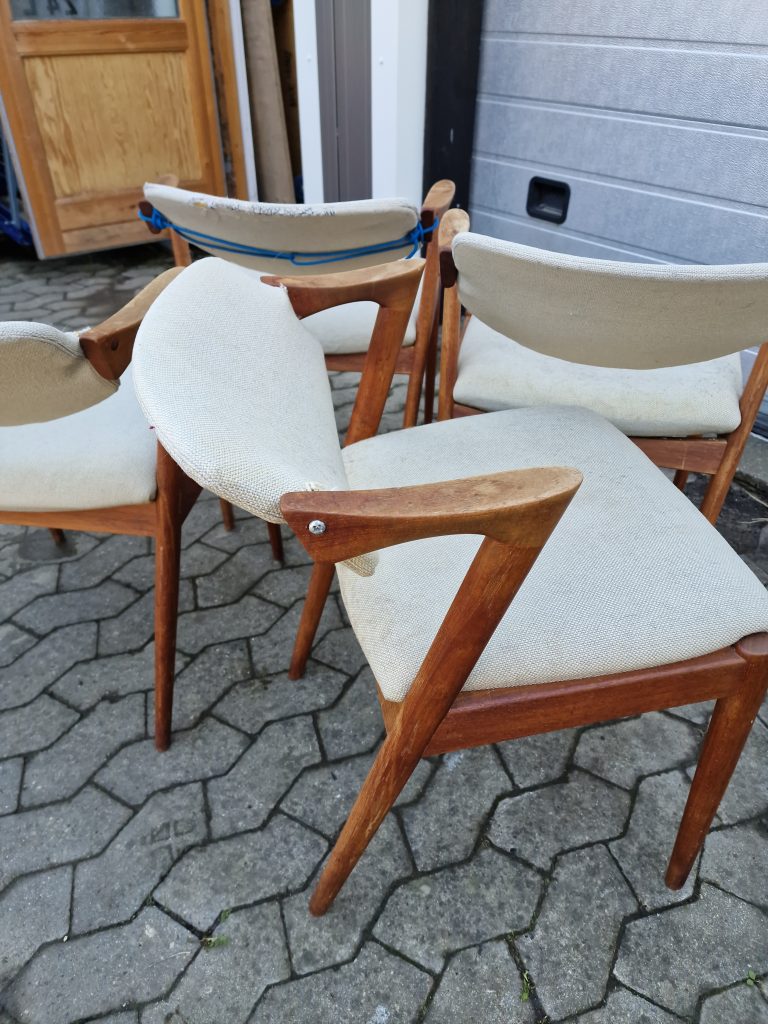 Kai Kristiansen model 42 6 stk spisestole, Kai Kristiansen model 42 i massiv teak til ompolstring og reparation — billede 2