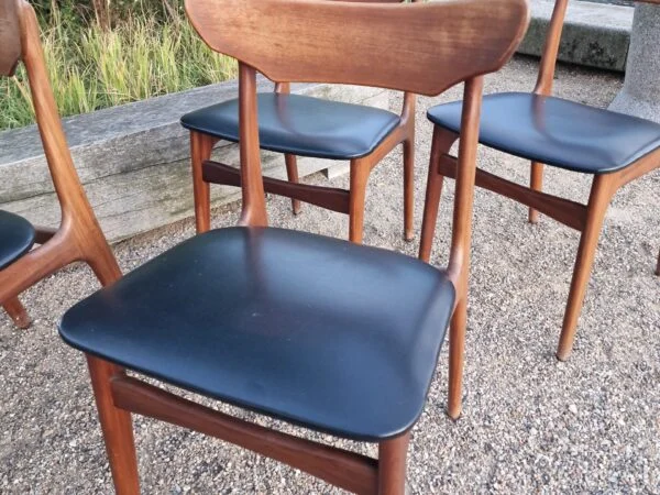 4 spisebordsstole i teak, Elgaard og Schøning