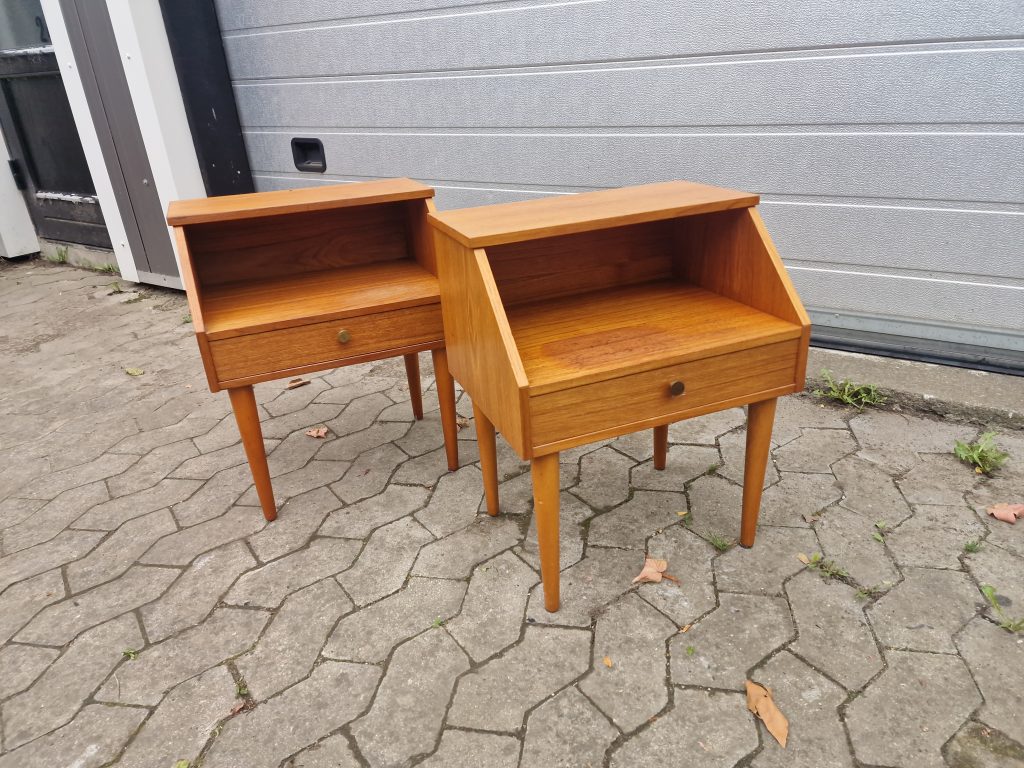 Et sæt natborde i teak — billede 2