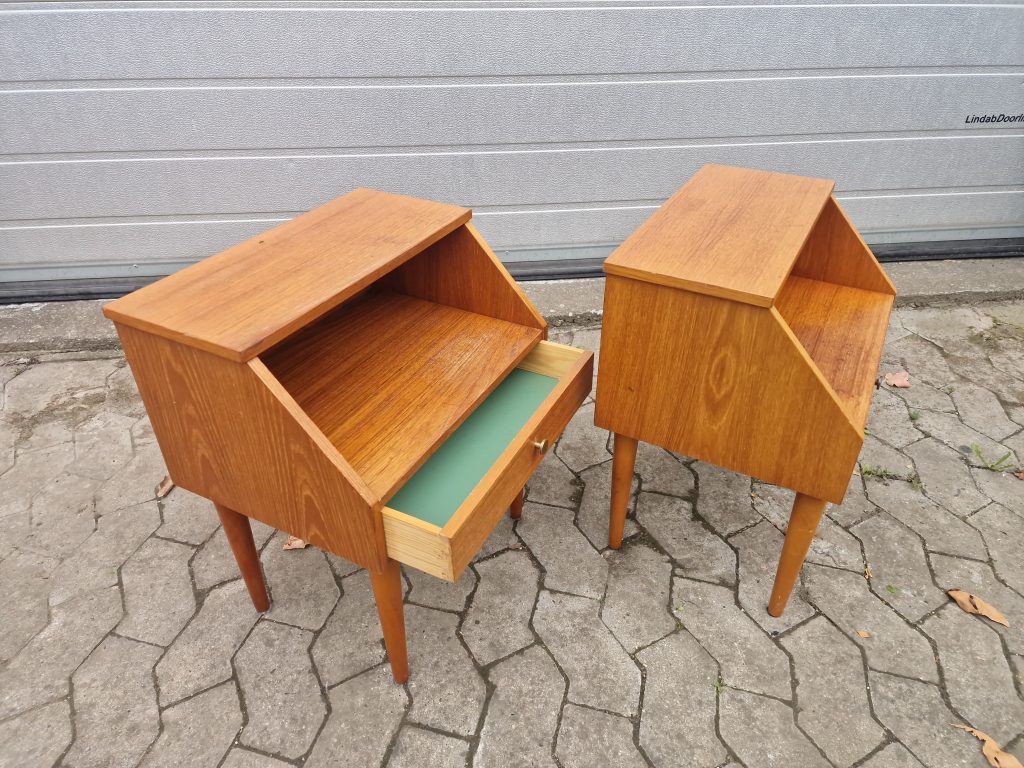 Et sæt natborde i teak — billede 4