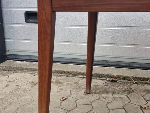 Spisebord i teak med hollandsk udtræk