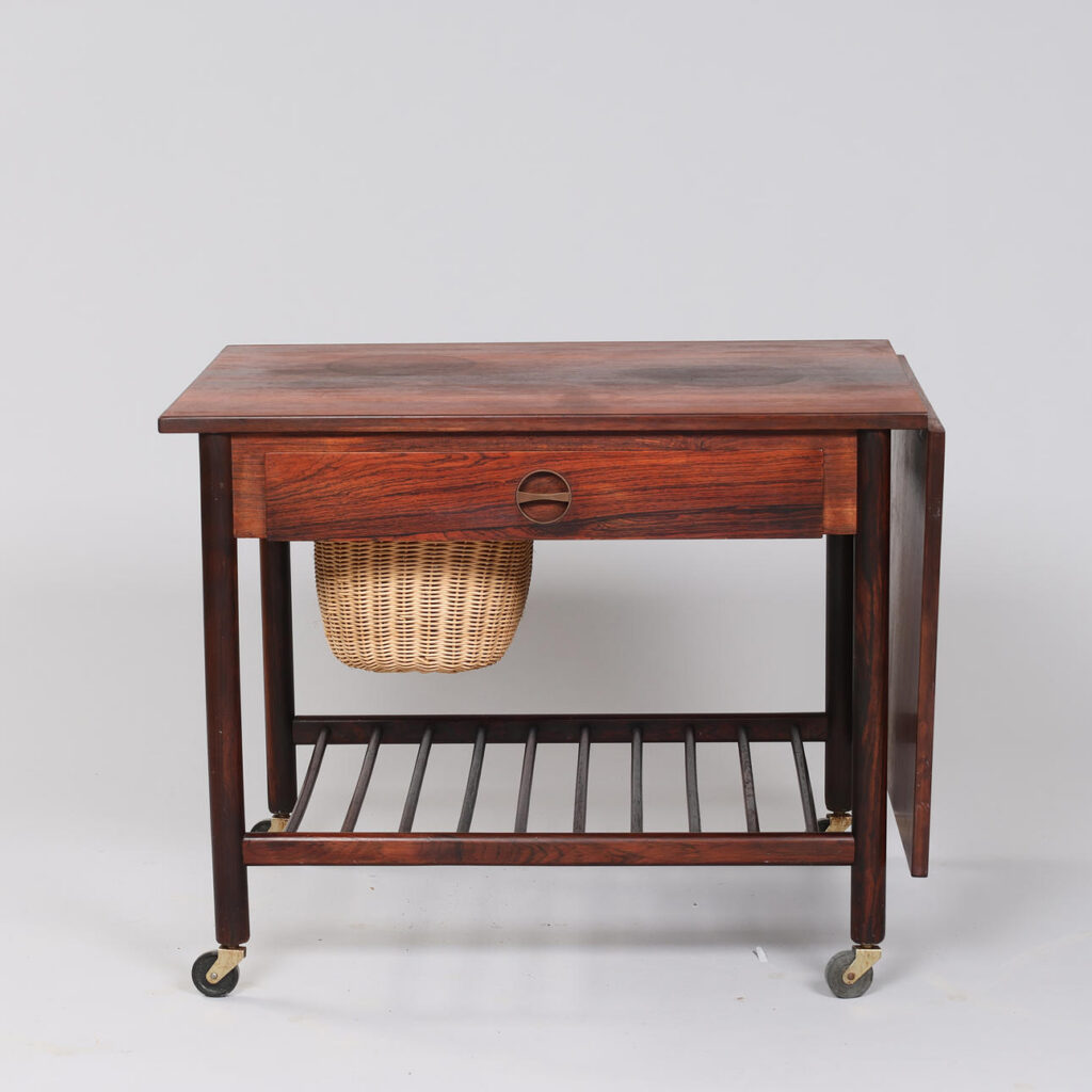 ML møbler, no. 60 Fritstående sybord af palisander med klap, ML Møbler, No 60. 1950-60’erne, Danmark. — billede 5