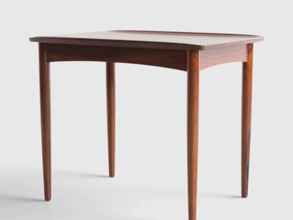 MØBELINTARSIA. Sofabord/sidebord af palisander, 1960’erne. Mærket.