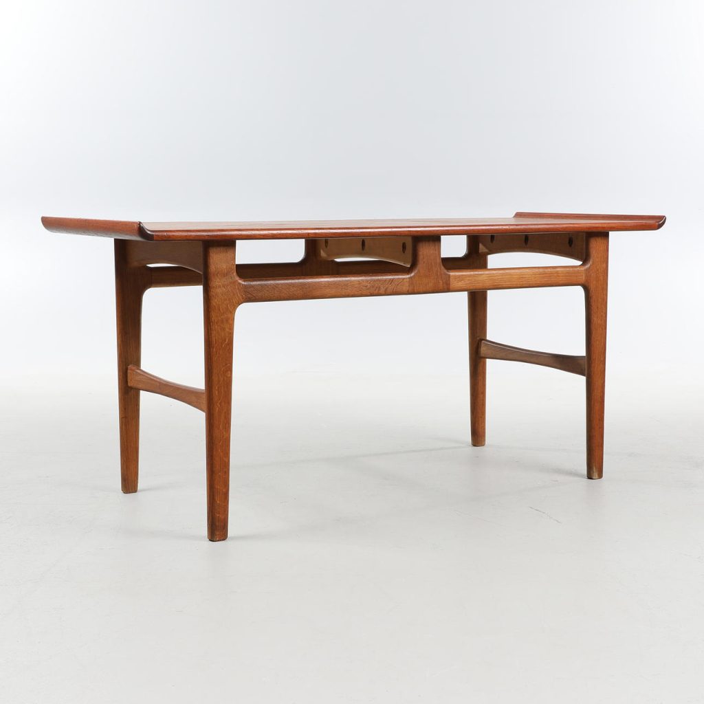 Illums bolighus Sofabord af teak og eg, ca. 1950. — billede 6