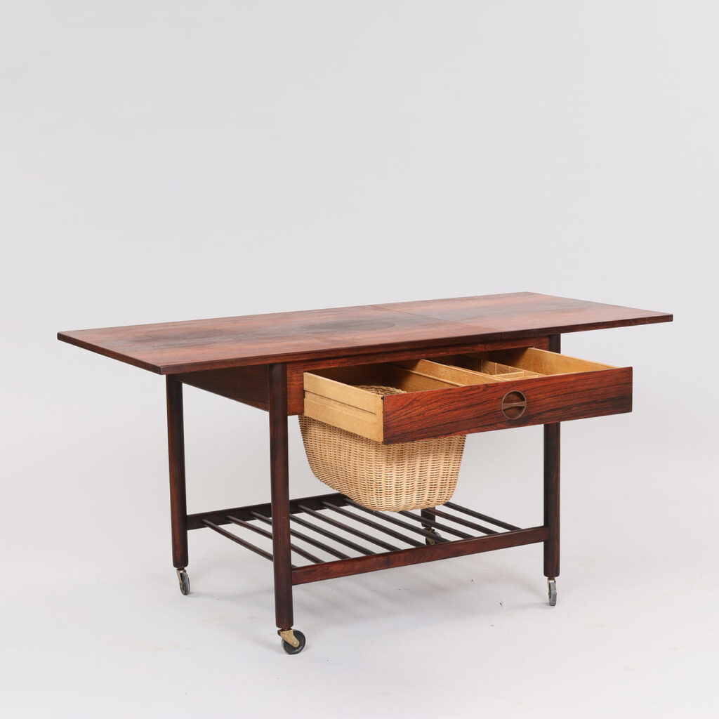ML møbler, no. 60 Fritstående sybord af palisander med klap, ML Møbler, No 60. 1950-60’erne, Danmark. — billede 2