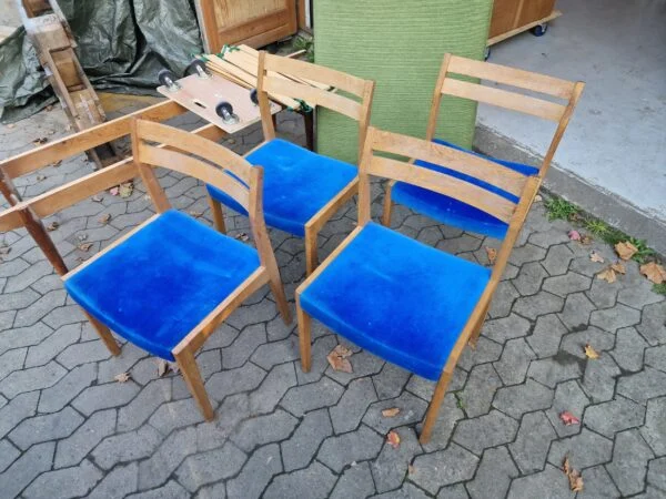 4 spisebordsstole i massiv egetræ — billede 6