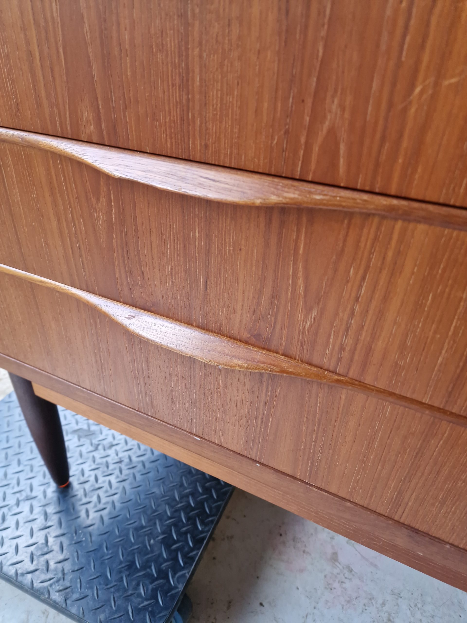 Chatol, teak, Erling Torvits