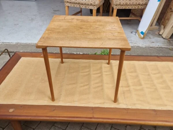 Sidebord, France og Søn