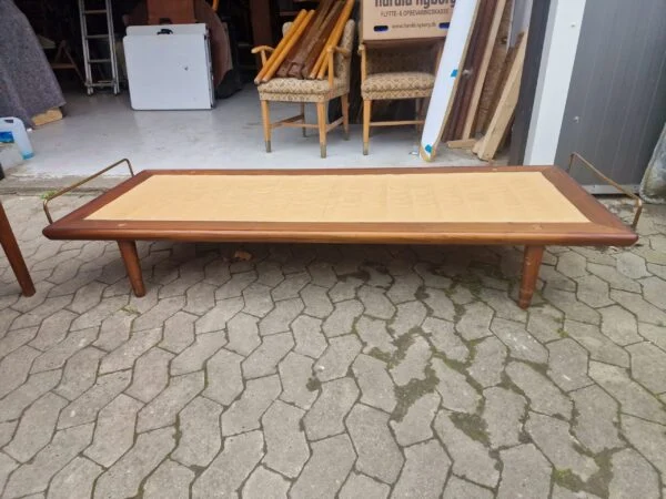 “GE19” daybed af teak med messingbøjler, Getama