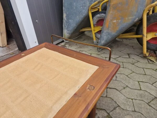 “GE19” daybed af teak med messingbøjler, Getama